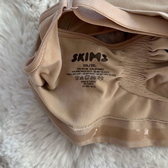 SKIMS Everyday Sculpt Bralette Size 2X/3X - Picture 4 of 4
